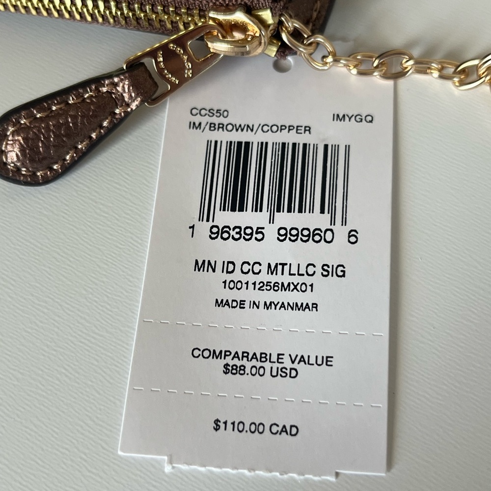 Coach Card Holder🎈🎈 - Picture 4 of 8